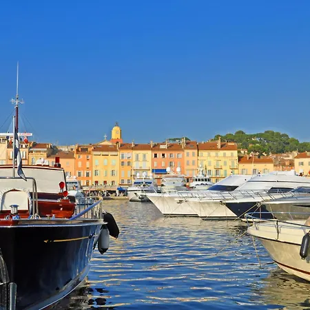 A 2 Minutes Du Port Apartment Saint-Tropez